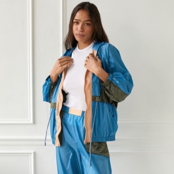 NWT Urban Outfitters Out From Under Devon Colorblock Zip Up Jacket - Picture 4 of 8